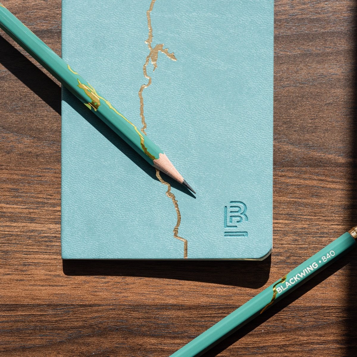 Blackwing Volume 840 Clutch Notebook celebrating the California coast. Blackwing Volume 840 Clutch Notebook celebrating the California coast.