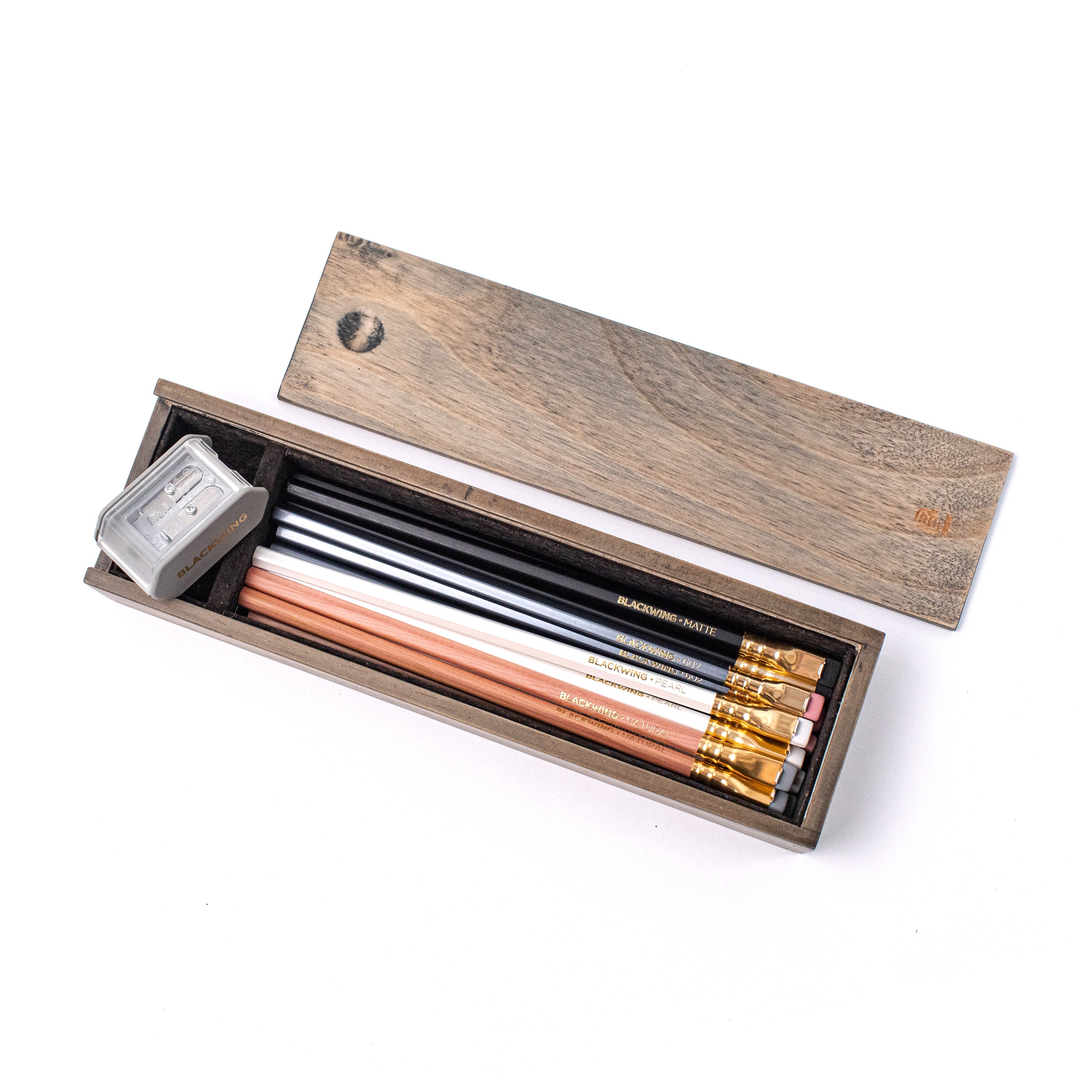 A set of Blackwing Rustic Box pencils.
