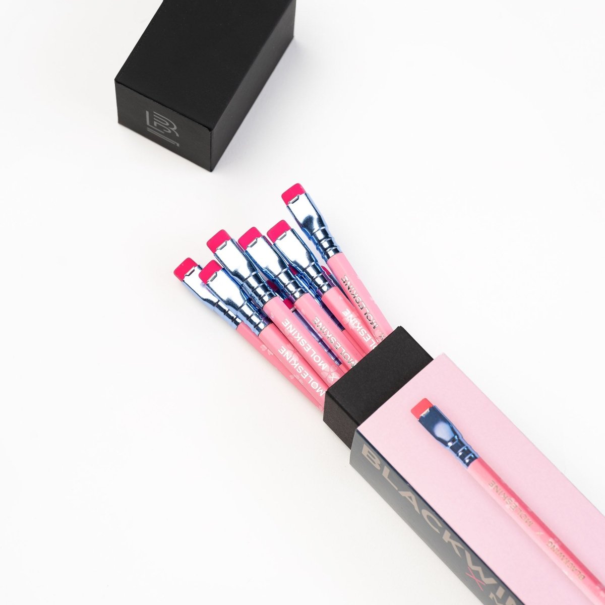 Blackwing x Moleskine Sakura pencil set
