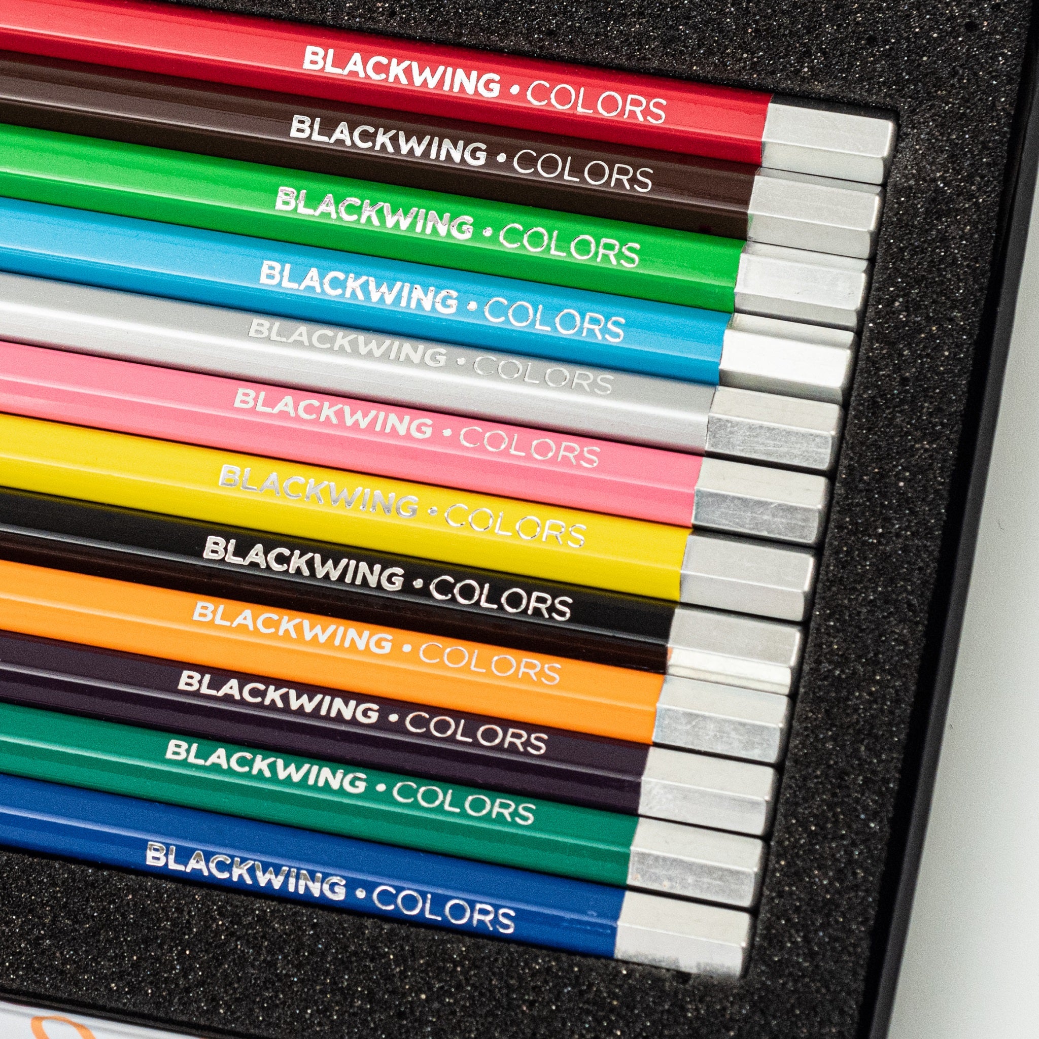 How to Make Any Color from 12 Colored Pencils